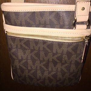 Small Michael Kors cross body
